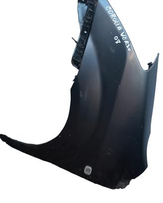 Parafango anteriore sx Toyota Corolla Verso anno 2