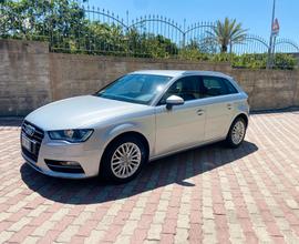 Audi A3 Sportback 1.6 tdi 105cv (77kw) Ambition