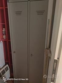 armadietto per spogliatoio