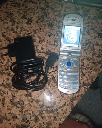 TELEFONO LG DELLA 3