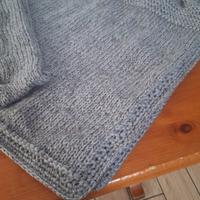 poncho fatto a mano e collare