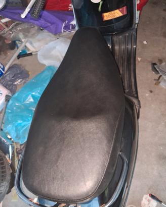 SELLA VESPA LX NUOVA