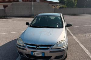 Opel corsa 2006 1.2 benzina 