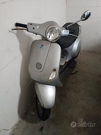 Vespa LX50 2T grigia - 2006