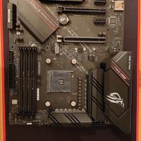 scheda madre ASUS ROG STRIX B550F-GAMING