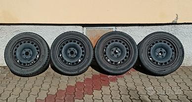 cerchi con con  gomme da 16