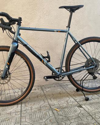 Bicicletta Gravel Acciao