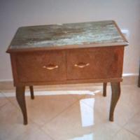 como' con 2 comodini vintage