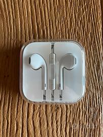 Apple EarPods