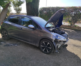 Peugeot 208 benzina incidentata