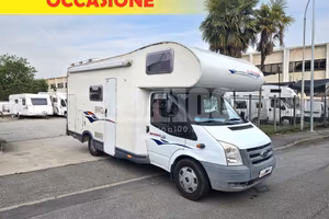 Camper Mansardato 6.50 m 6 posti letto e viaggio