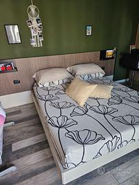 Letto matrimoniale