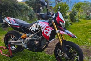 Aprilia Dorsoduro 750 