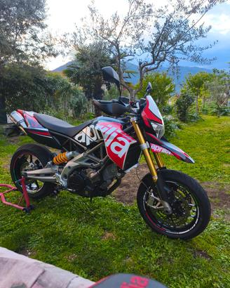 Aprilia Dorsoduro 750 