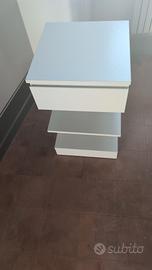 due comodini Bianchi componibili SoBuy