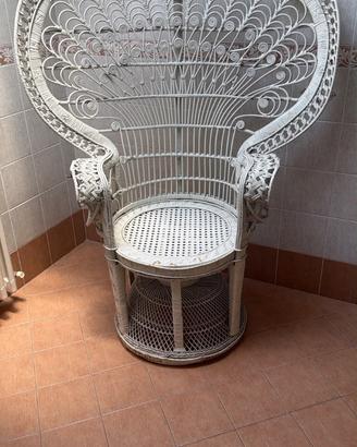 Sedia in rattan bianca