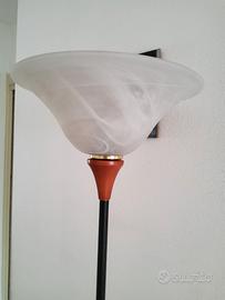 Lampada da terra a piantana