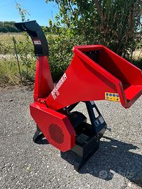 Brugger PX10 cippatore, cippa fino a 10cm