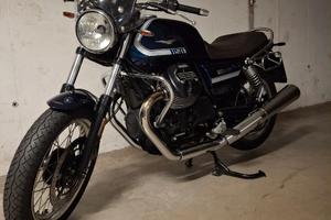 Moto Guzzi V7 Special anno 2021