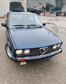 Vendi alfetta quadifoglio oro