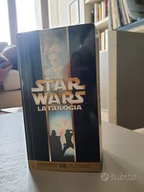 COFANETTO TRILOGIA "STAR WARS" IN VHS