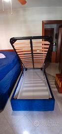 2 letti singoli con contenitore