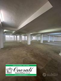 Immobile di 850 m² a Roma