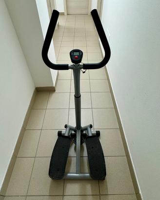 Stepper Fitness con manubrio, altezza regolabile,