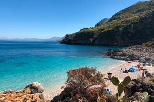 La Sicilienne a 200 mt da spiaggia porto e centro