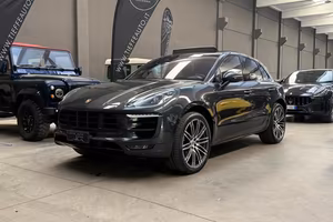 PORSCHE Macan 3.0 GTS