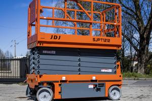 Ascensore a Forbice- SJPT1212