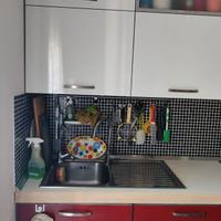 Cucina completa di elettrodomestici