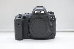 Canon 5D Mark IV