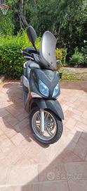 X-City 250  Yamaha 
