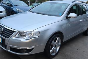 Volkswagen Passat 2.0 TDI DPF Var. Comfortline