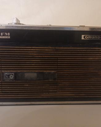 RADIO portatile  GRUNDIG C 201 -FM AUTOMATIC  