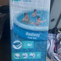 Piscina gonfiabile, Best Wa y
