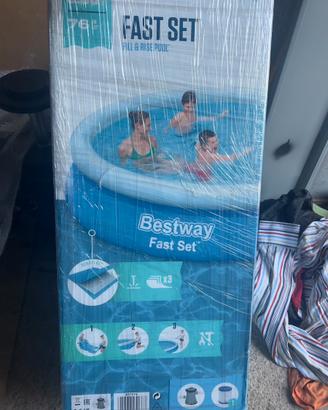 Piscina gonfiabile, Best Wa y