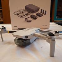 drone DJI Mavic mini