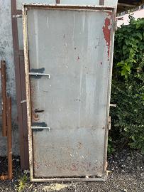 Porta di ferro con telaio 90 x 200