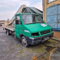 Iveco New Daily 2.8 TD Con Cestello Demolito