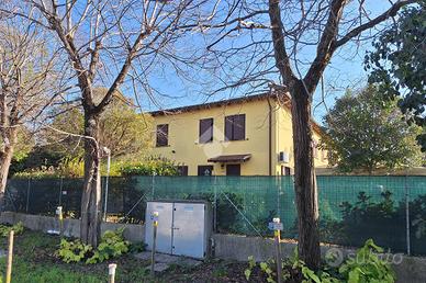 CASA SEMINDIPENDENTE A MEDICINA