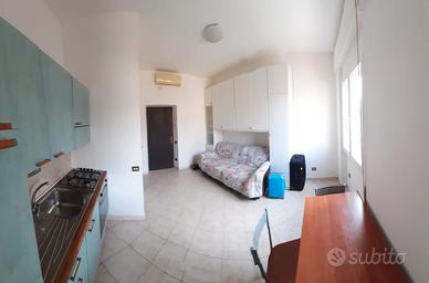 Vitinia Eur Magliana Monolocale Brevi Periodi