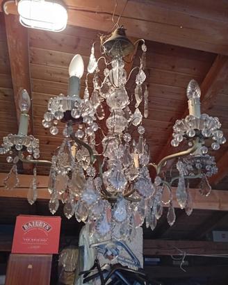 Due lampadari da decoro