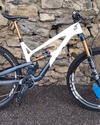 MTB Enduro YT Jeffsy