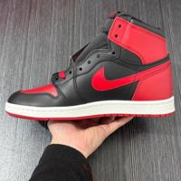 Jordan Air Jordan 1 High OG Nero e Rosso 39
