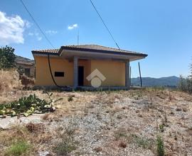 VILLA SINGOLA A ALATRI