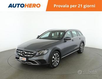 MERCEDES-BENZ E 220 TG46973