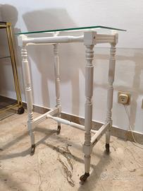 carrello con ruote