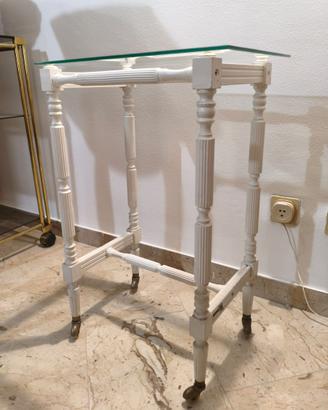 carrello con ruote